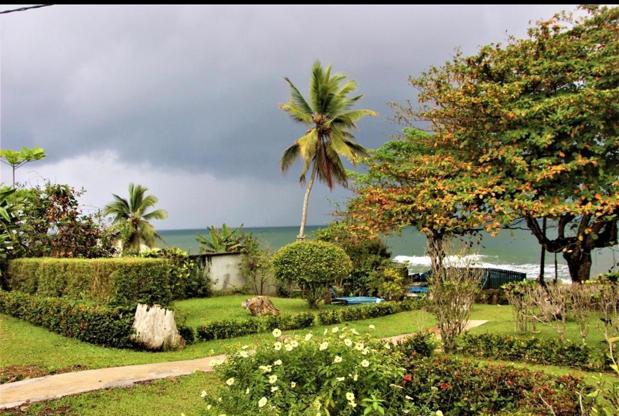 Ocean-Si Mansion Hotel Kribi Exterior foto